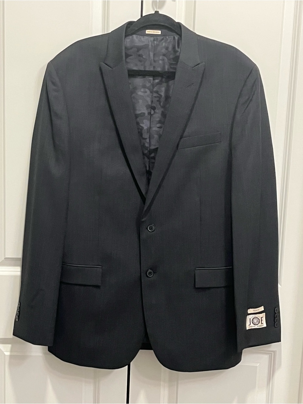 NEW Joseph Abboud Slim Fit 100% Wool Charcoal Two-Button Men Blazer 44L Classic
